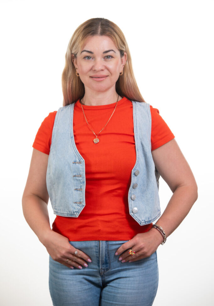 יוליה דנילוב